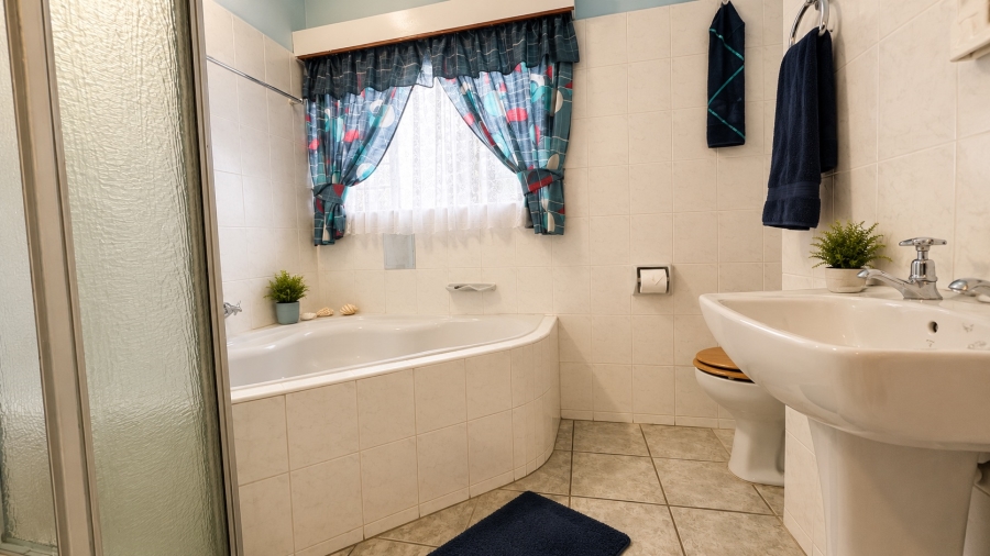 4 Bedroom Property for Sale in Vaalpark Free State
